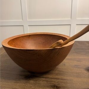 Vintage Hand Turned XL Butternut Wood Bowl Salad or Fruit Bowl Catchall